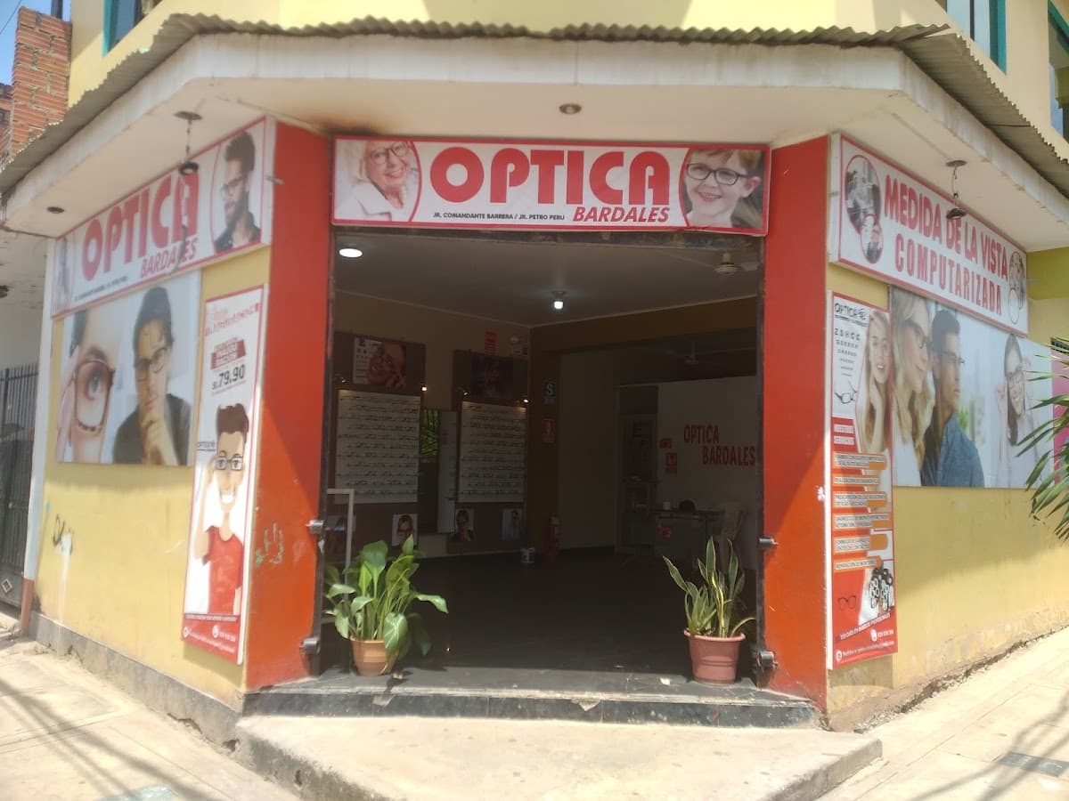 OPTICA BARDALES — foto