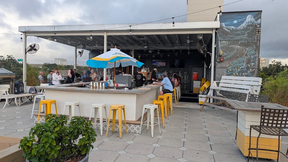 Hoptinger Bier Garden & Sausage House
