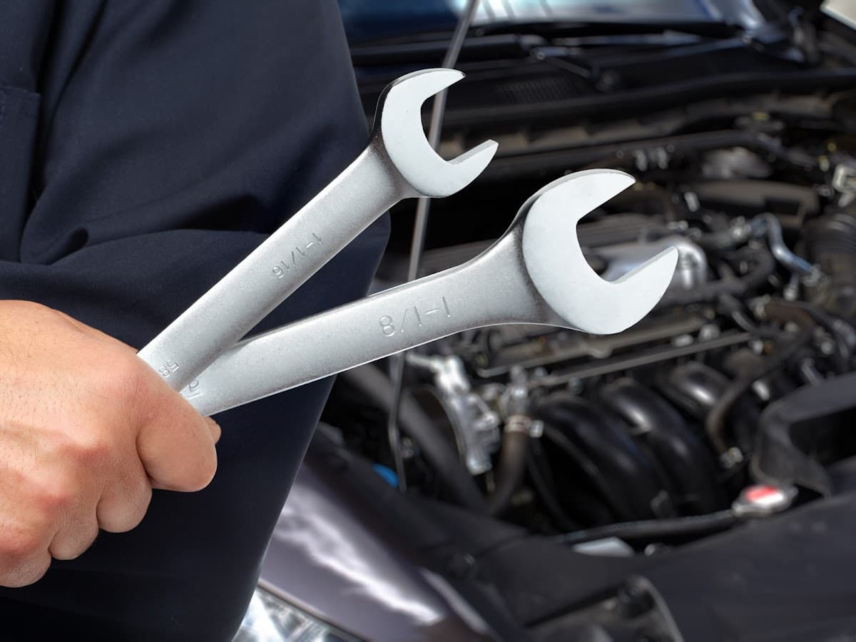 Eava Auto Repair