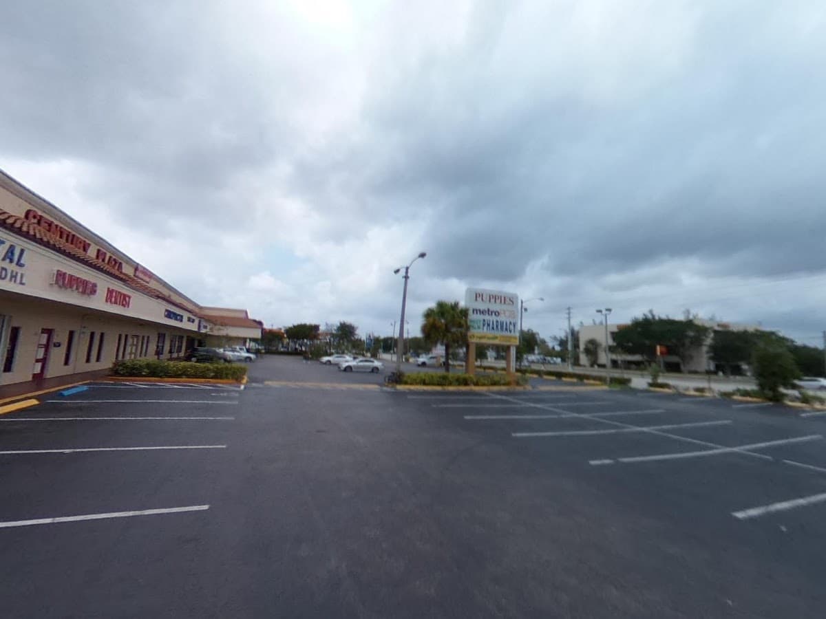 West Palm Pharmacy — foto
