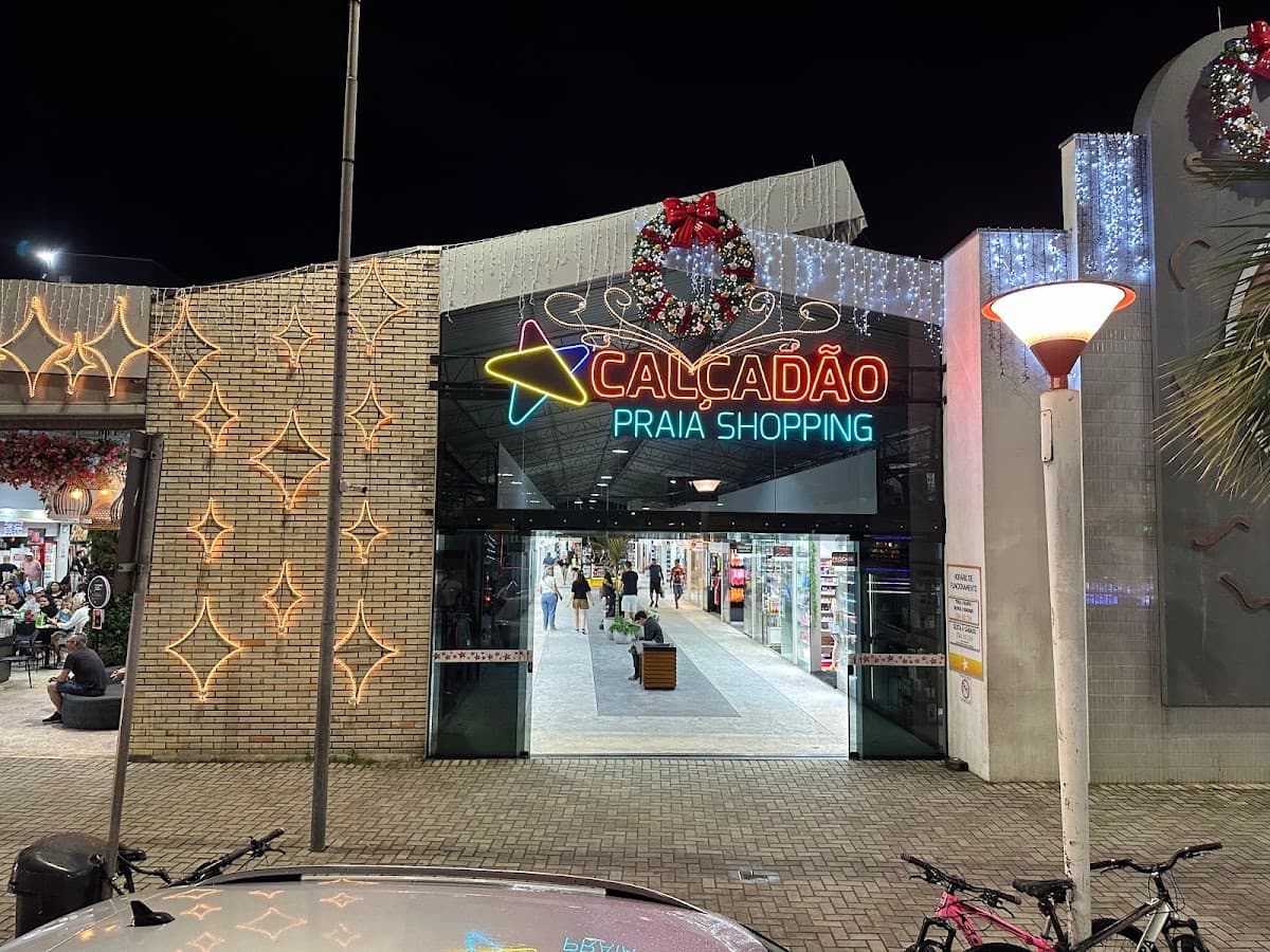 Calçadão Praia Shopping — foto