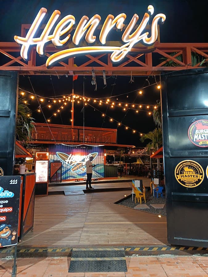 Henrys - Rooftop San Felipe — foto