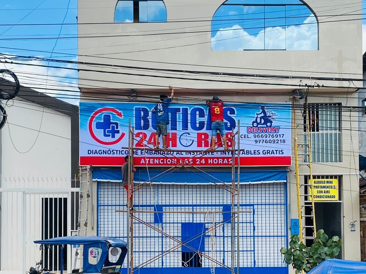 Botica C y J — foto