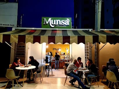 Munsa Pastelería, Heladería y Café — foto