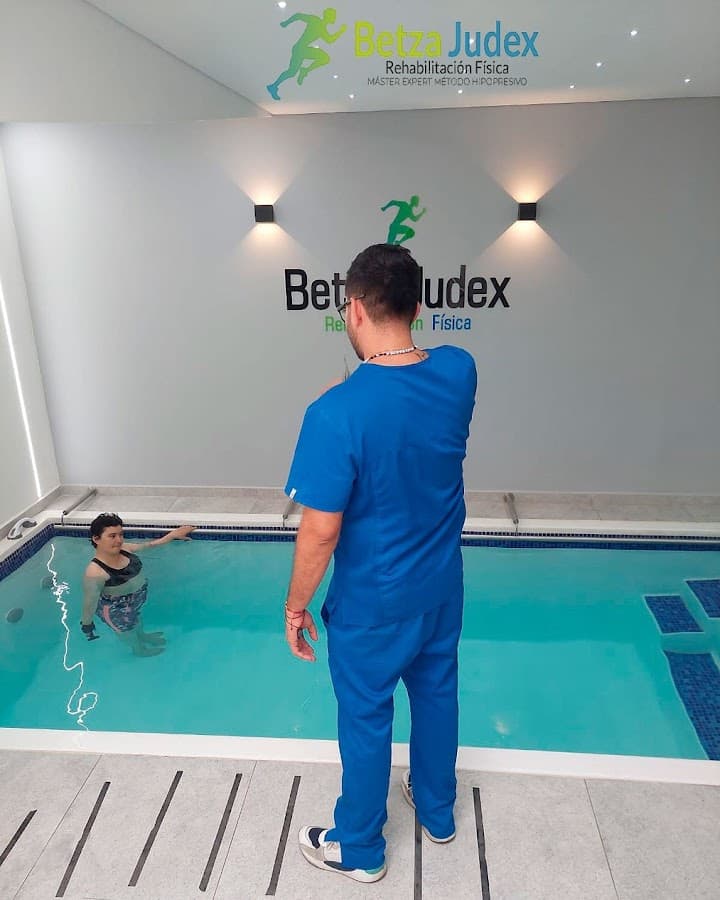 Betza Judex Rehabilitación Física — foto