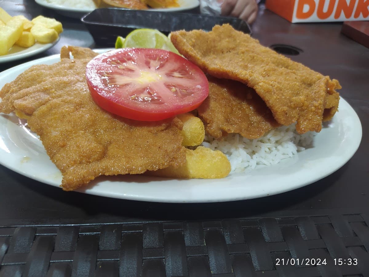 Restaurante El Bochinche Cenadero — foto