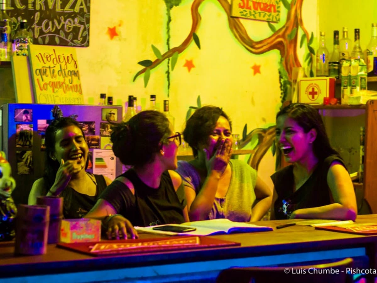 Night Club Champagne by Diana Rojas — foto