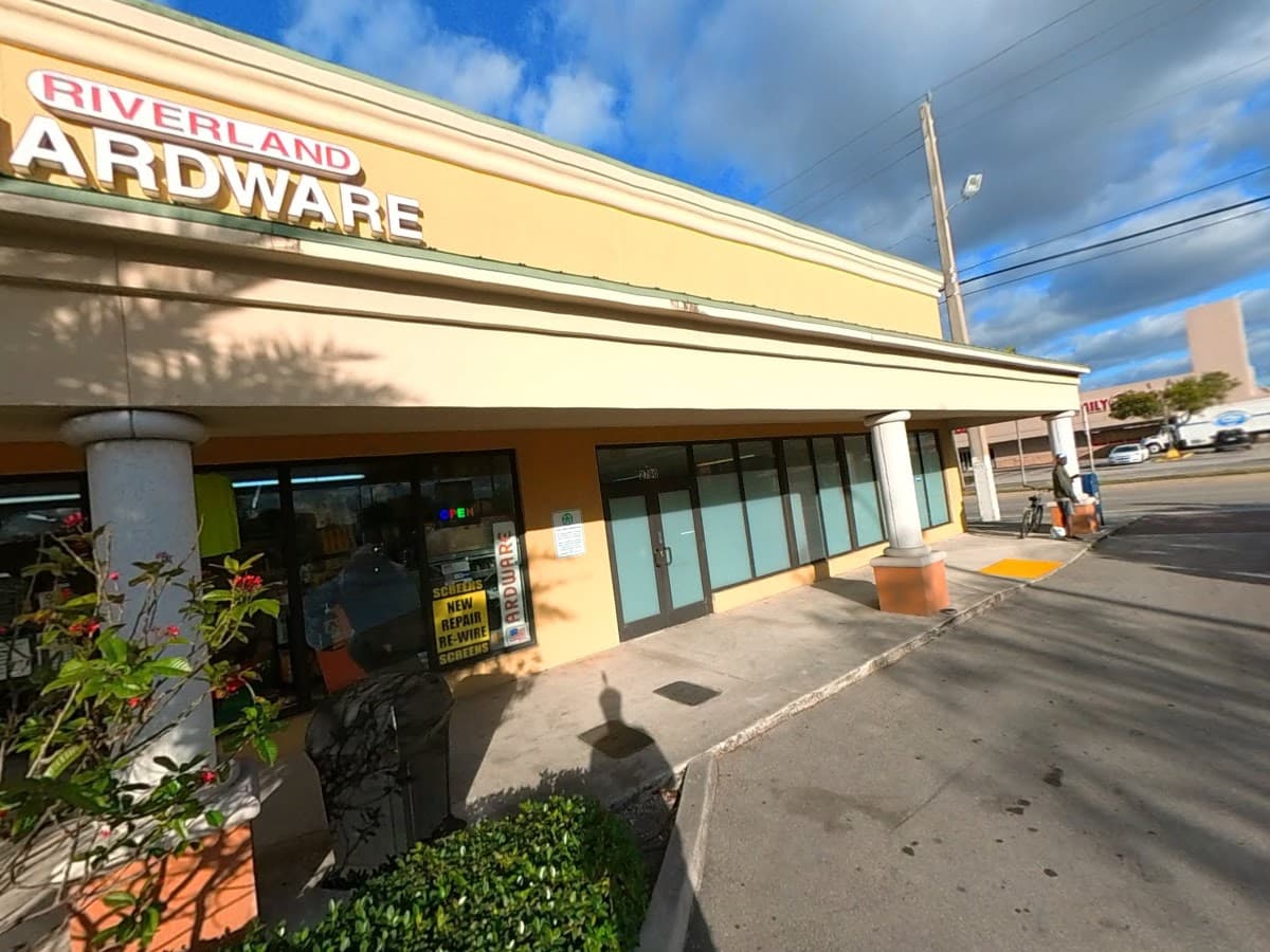 Riverland True Value Hardware — foto