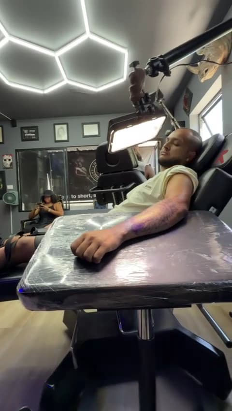 VOX TATTOO POBLADO MEDELLIN COMPANY — foto