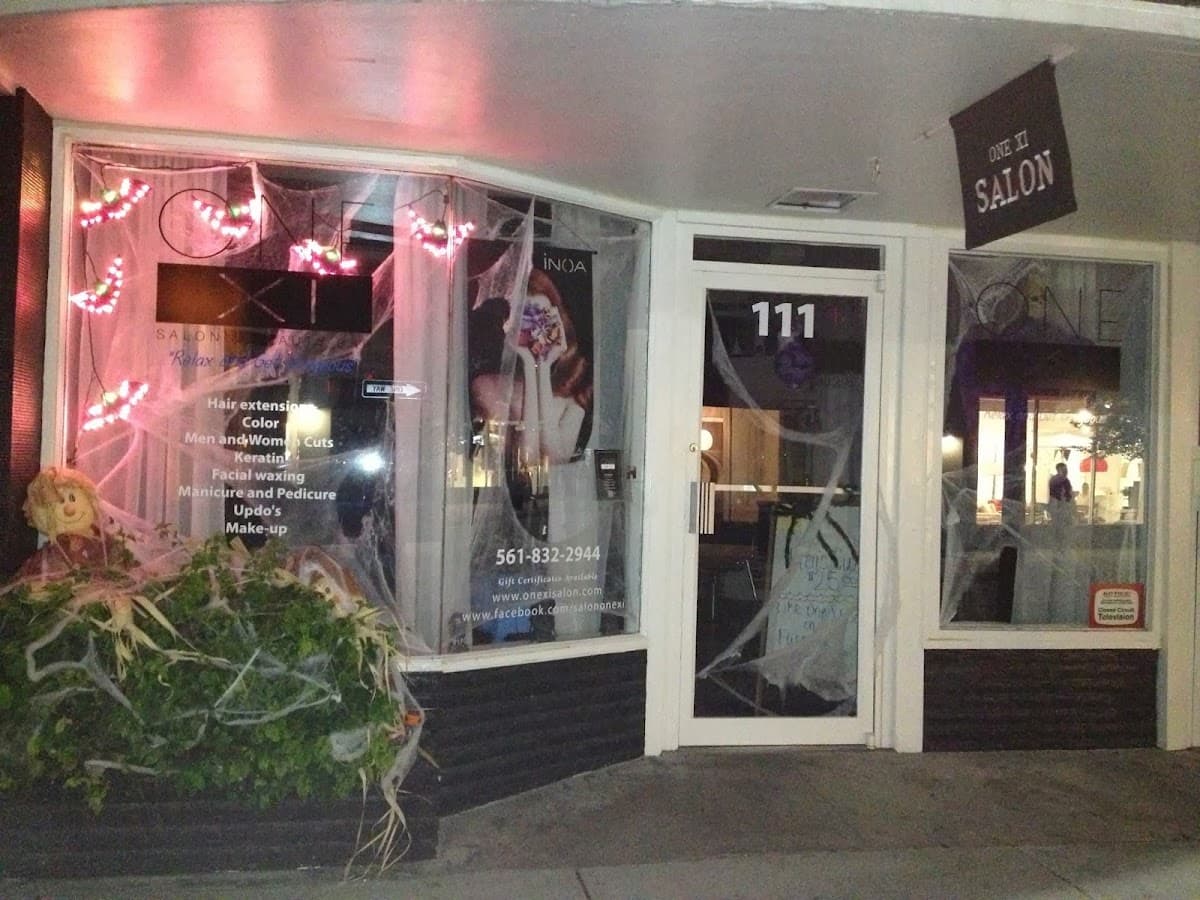 One XI Salon — foto