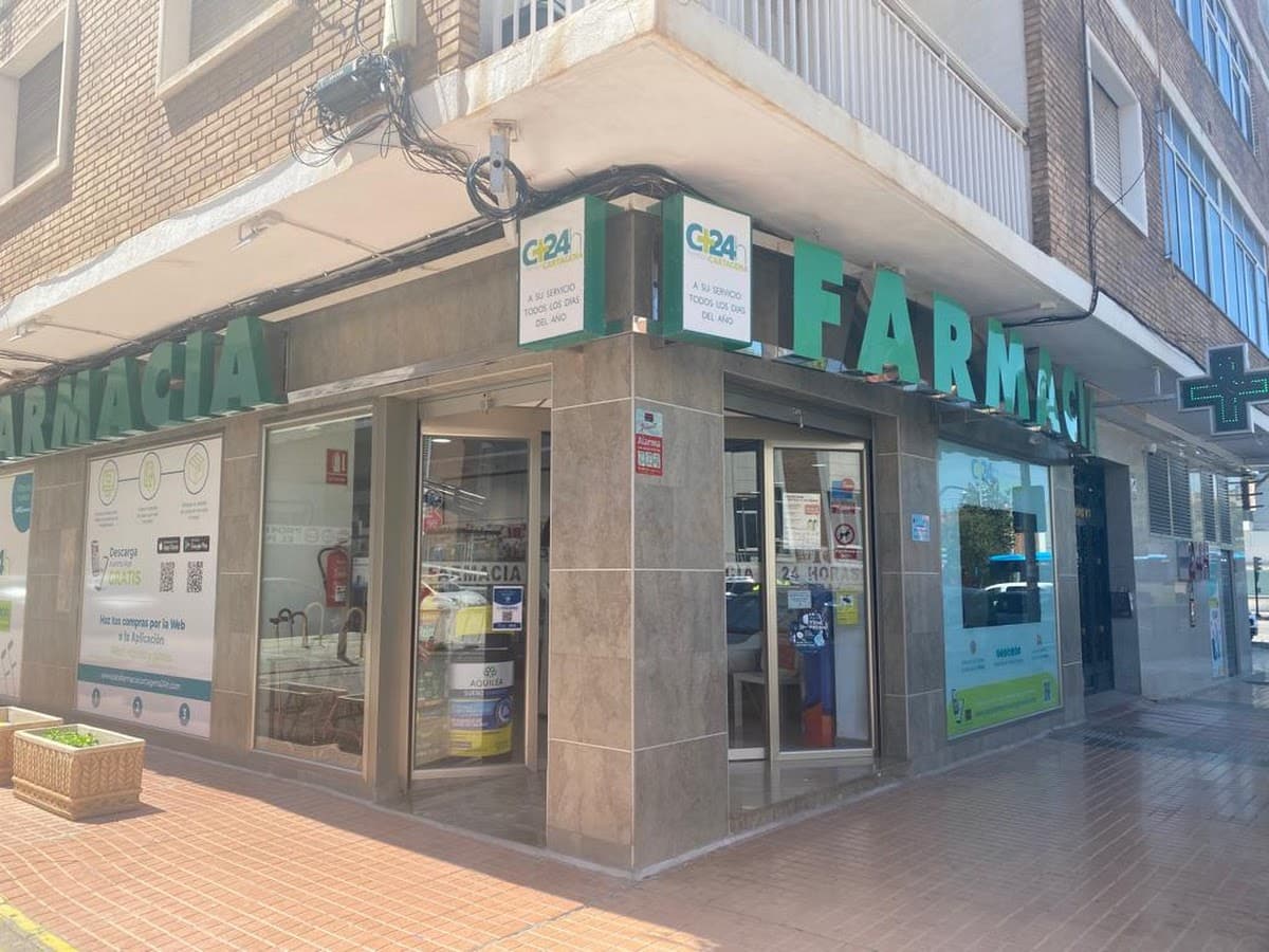 Farmacia 24 Horas Maria Dolores Crespo Galvez — foto