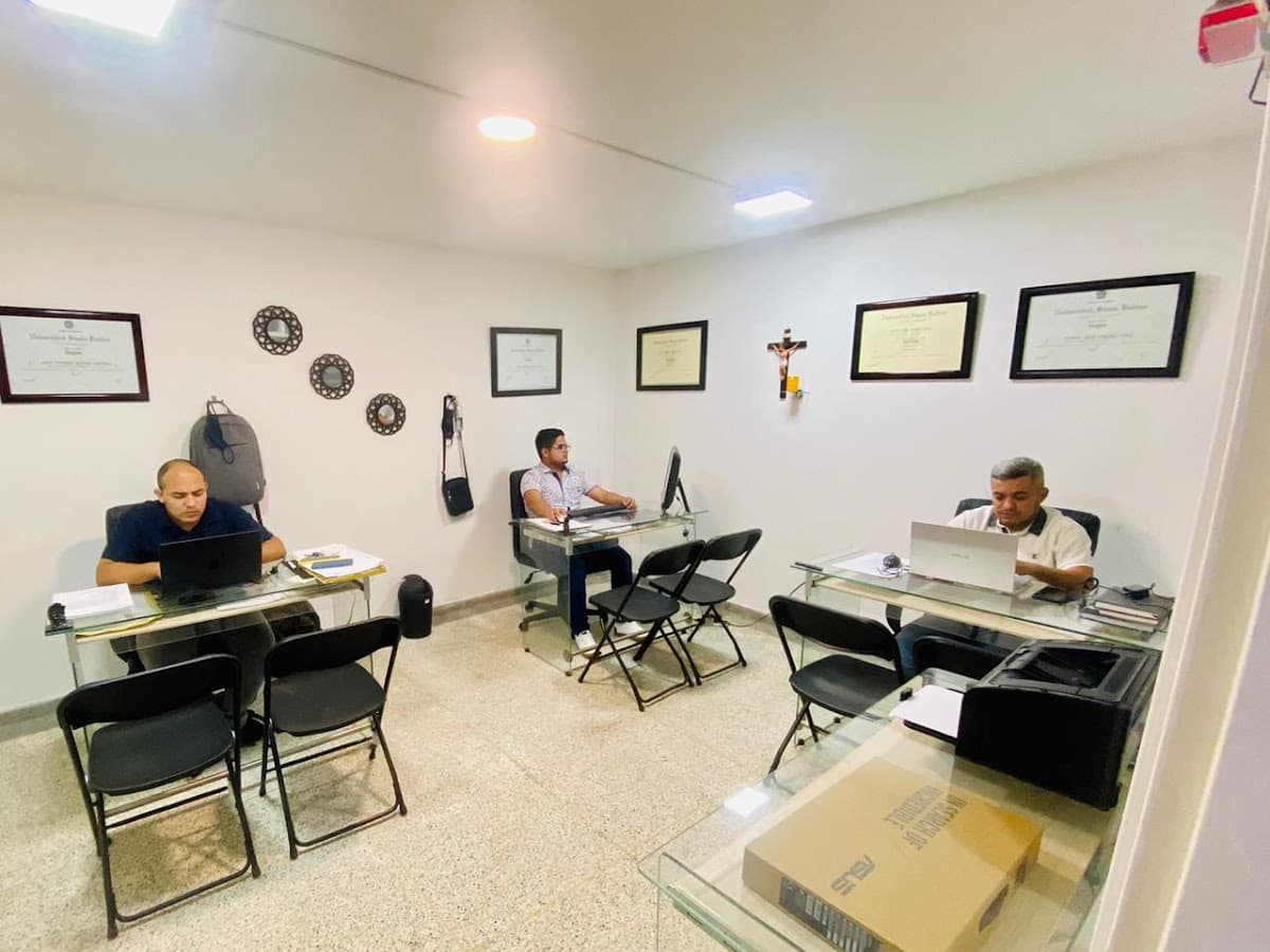 Salinas & Asociados