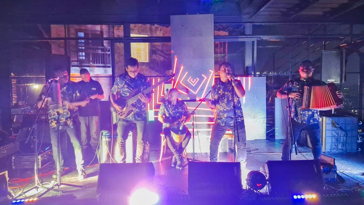 Aguapachá Eventos - Música y producción de eventos, Bodas en Medellín, orquesta crossover, chirimía y papayera en Medellín