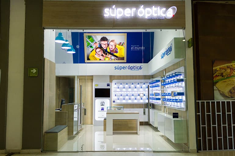 Súper Óptica