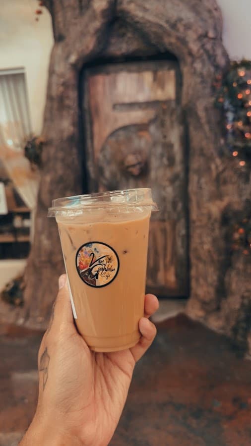 Van Goghblin Cafe — foto