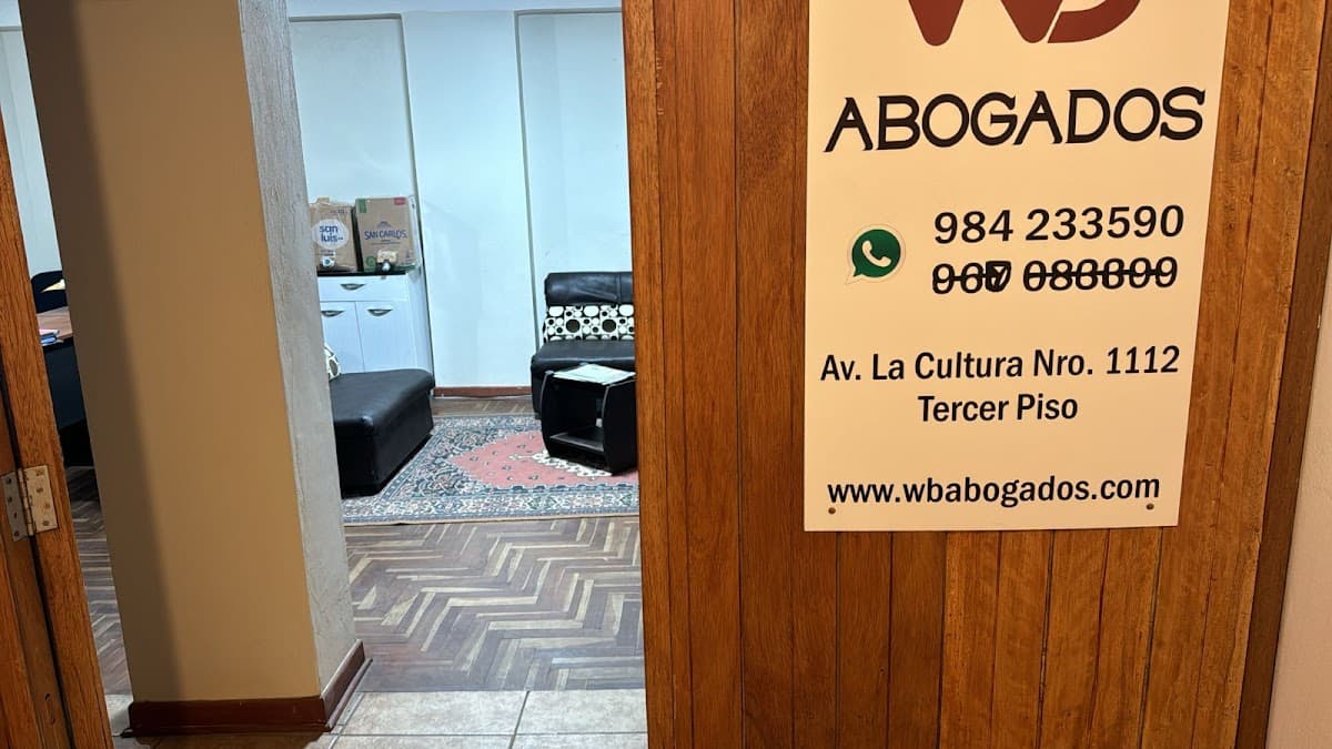 WARTHON ABOGADOS CUSCO