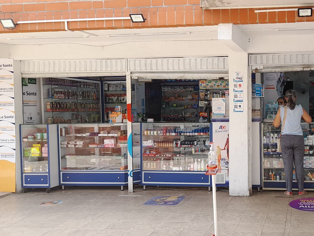 Droguería Santa Clara sede Valle del lili