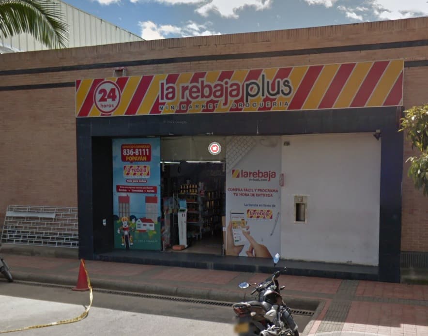la rebaja Plus No. 1 DROGUERIA Y MINIMARKET Centro Comercial Campanario Popayan
