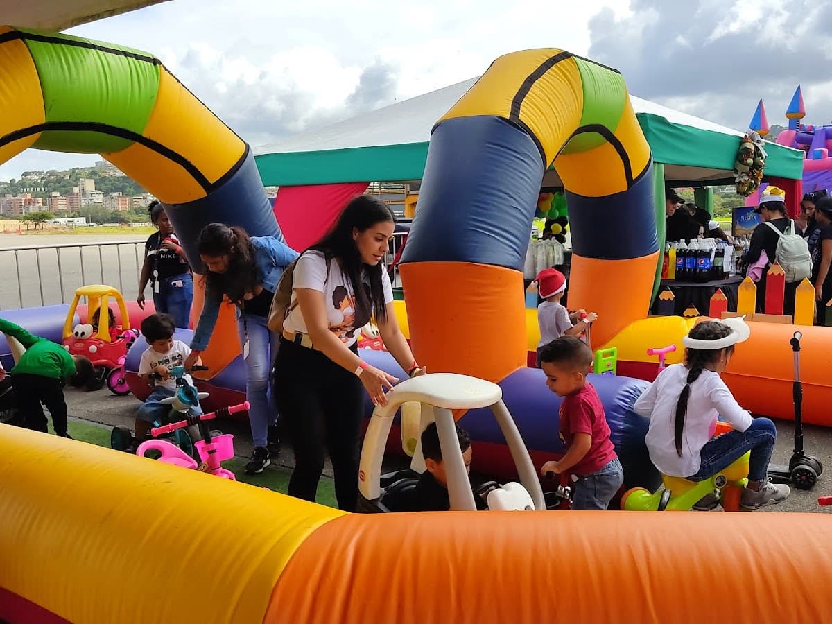 Agencia de festejos payasitas diversion y aventura — foto