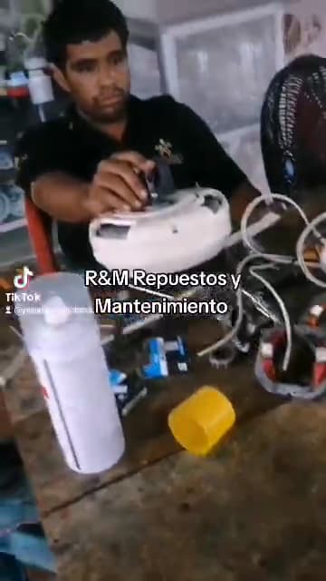 RyM Repuesto y mantenimiento — foto