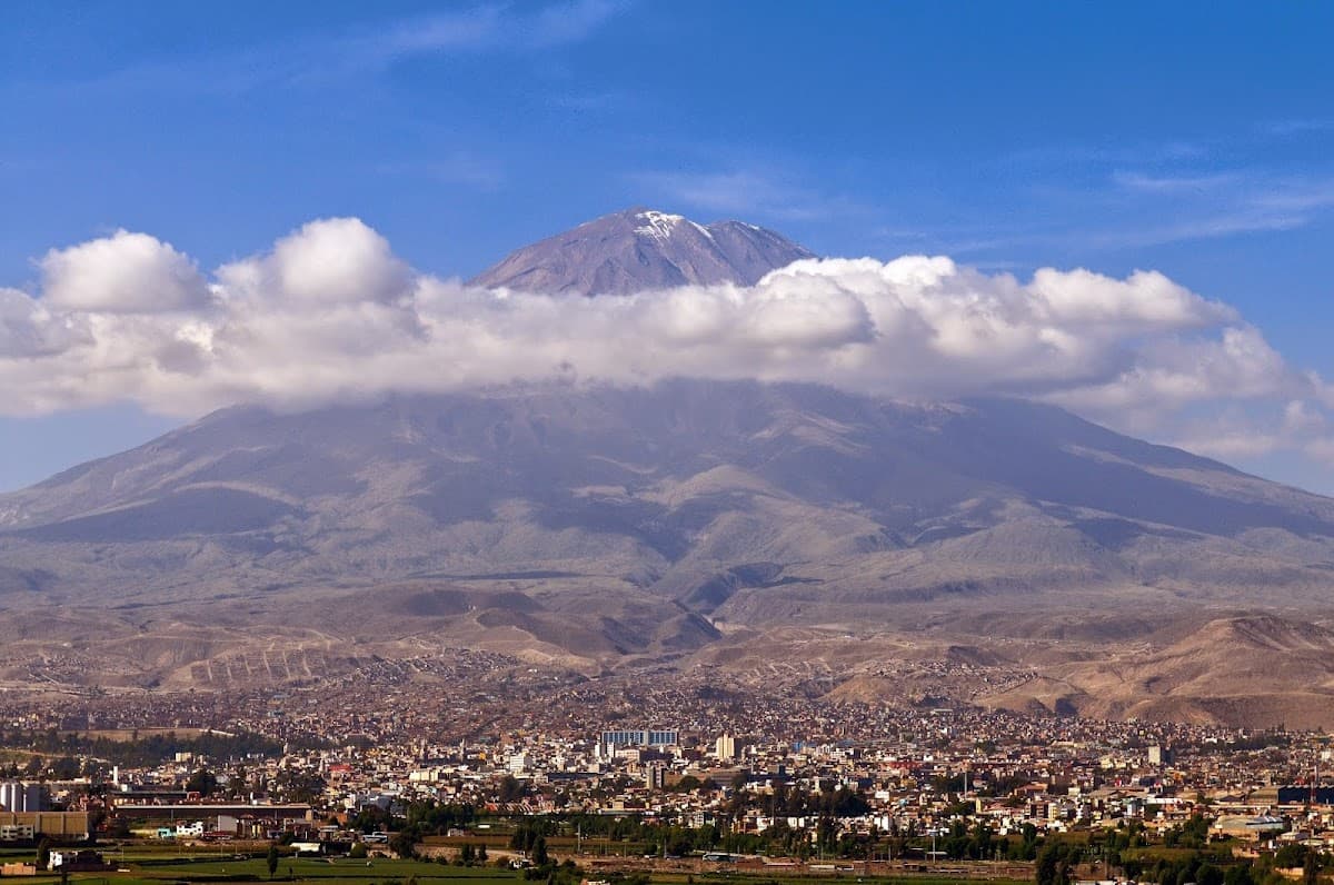 RE/MAX CONSULTORES AREQUIPA I — foto
