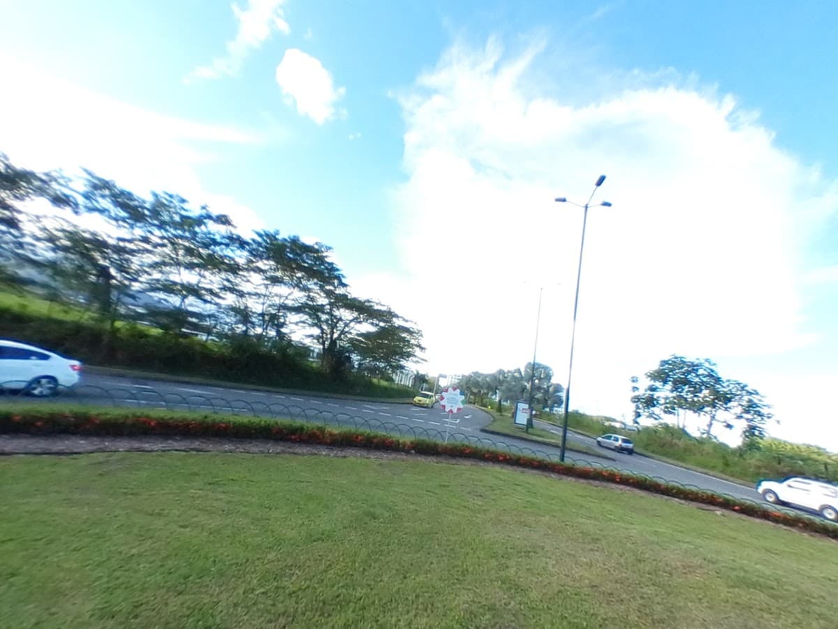 Monumento Cenit del Llano — foto