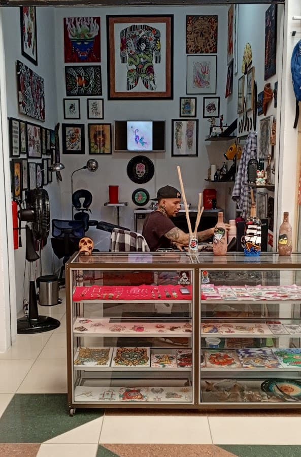 "Buen Trip Tattoo" Studio Privado — foto