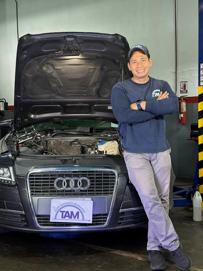 Taller Automotriz Montecristo — foto