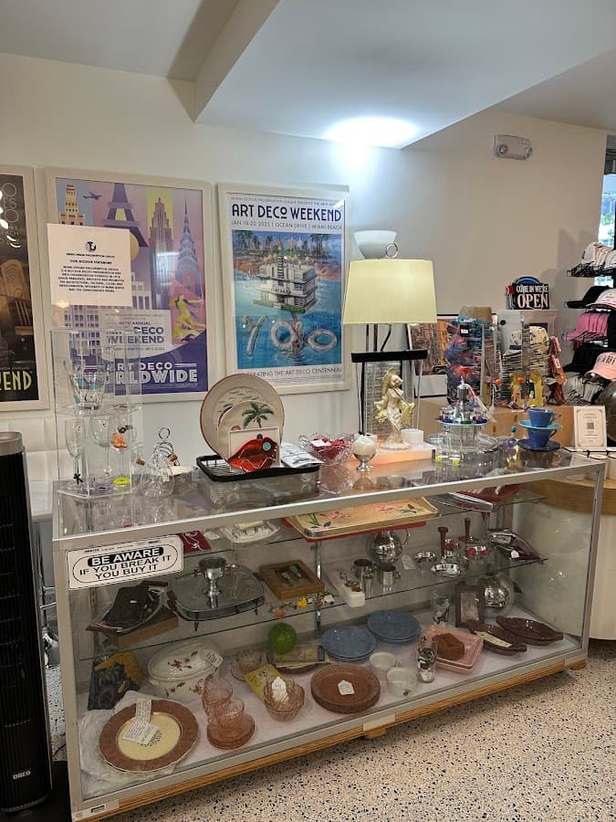 Official Art Deco Gift Shop — foto