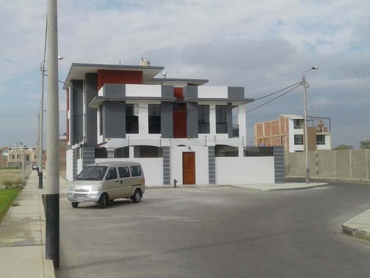 INMOBISOL SOLUCION INMOBILIARIA — foto