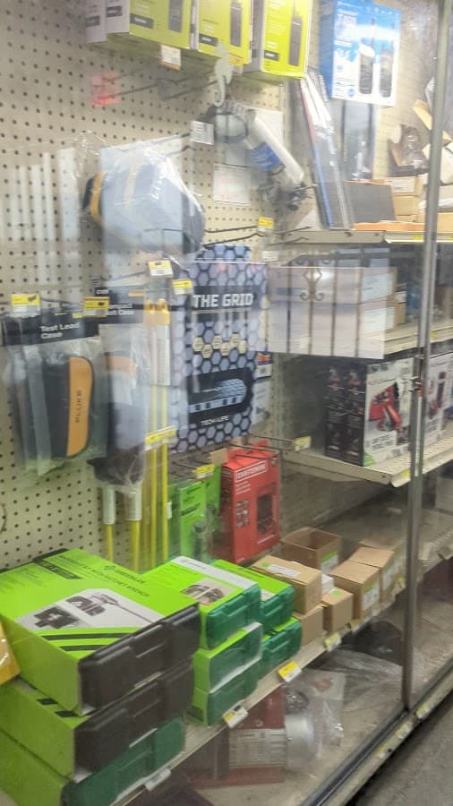 Baro Hardware Inc. — foto