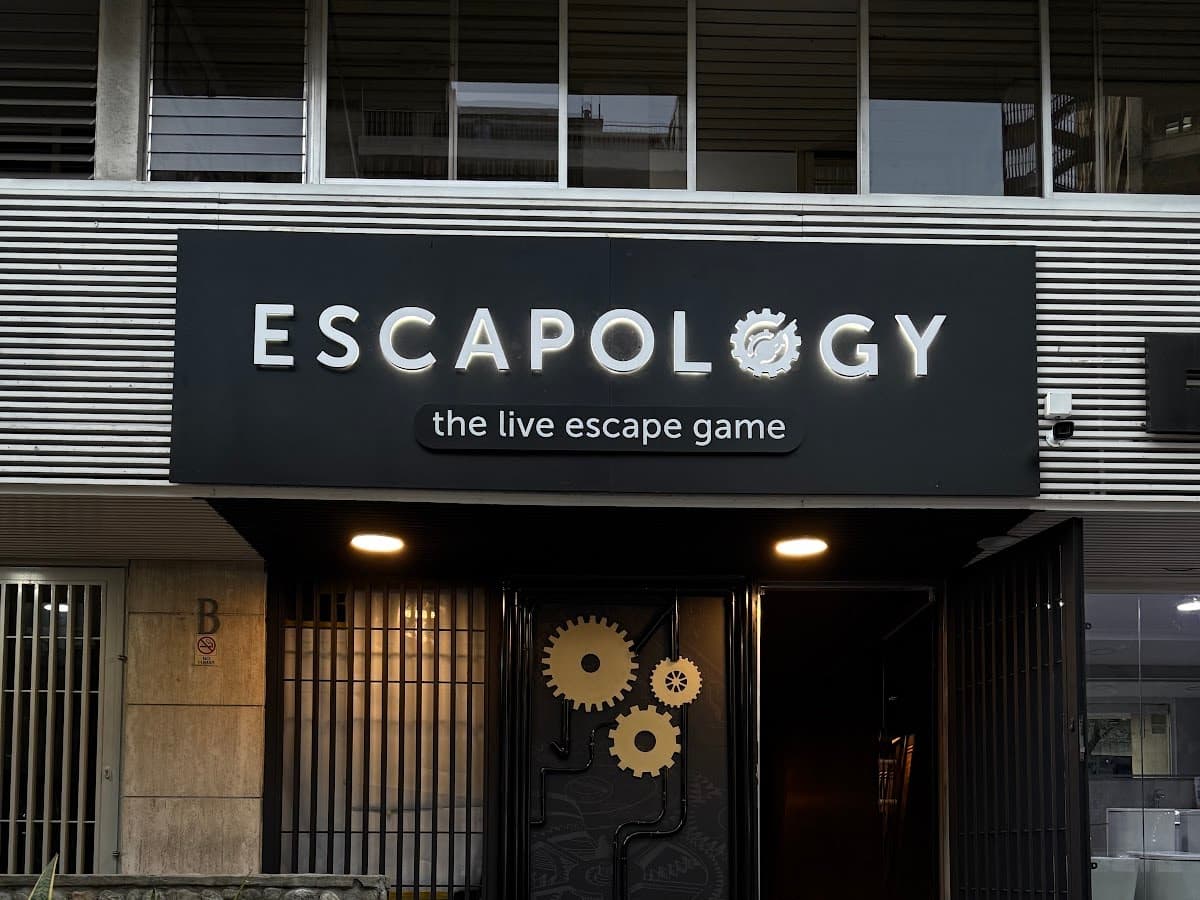 Escapology Los Palos Grandes