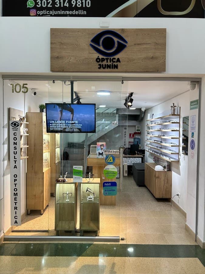 ÓPTICA JUNIN MEDELLÍN — foto