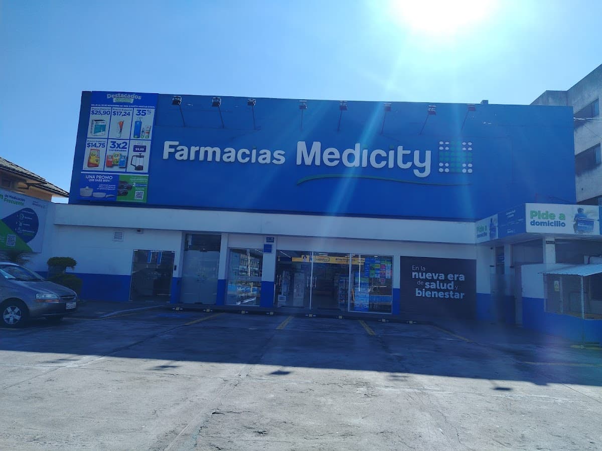 FARMACIAS MEDICITY QUITO LA Y — foto