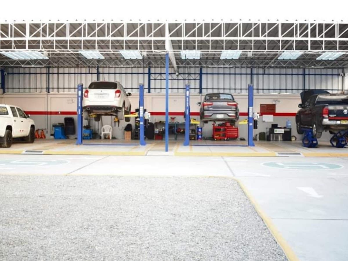 Taller Mecánico Automotriz Mino — foto