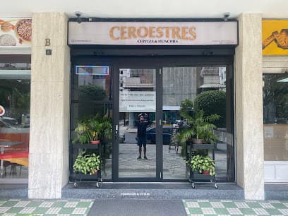 Ceroestres Cerveza & Munchies — foto