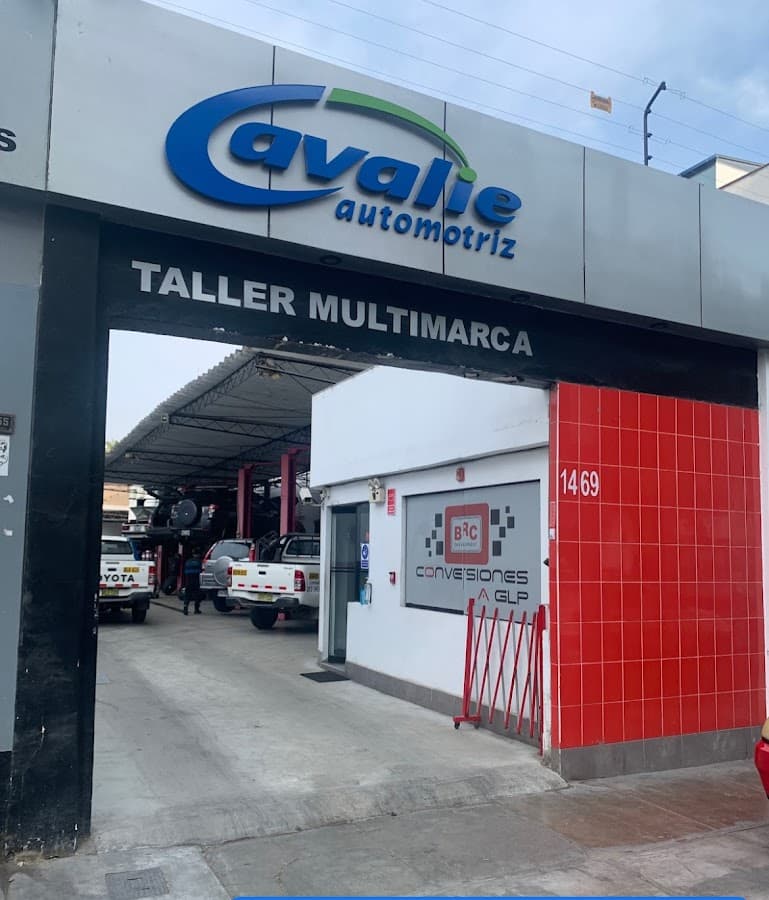 Cavalié: Taller Automotriz y Mecánico — foto