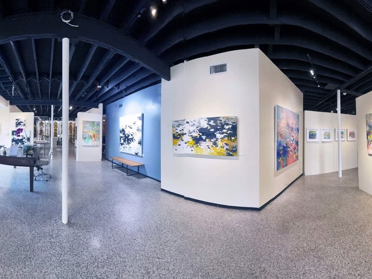 SOLO. Contemporary Fine Art — foto