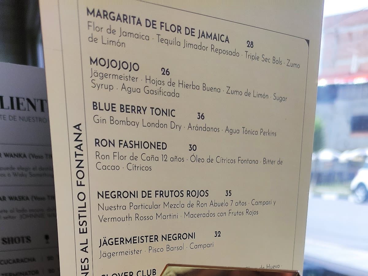 Fontana Lounge Bar & Grill — foto