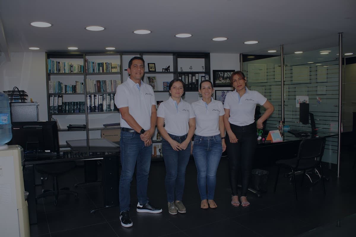 INVERSIONES INMOBILIARIAS NOVA — foto