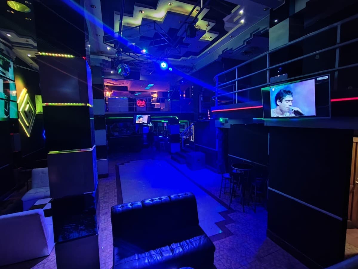 DISCOTECA BLACK SUN PUB DISCOTEC