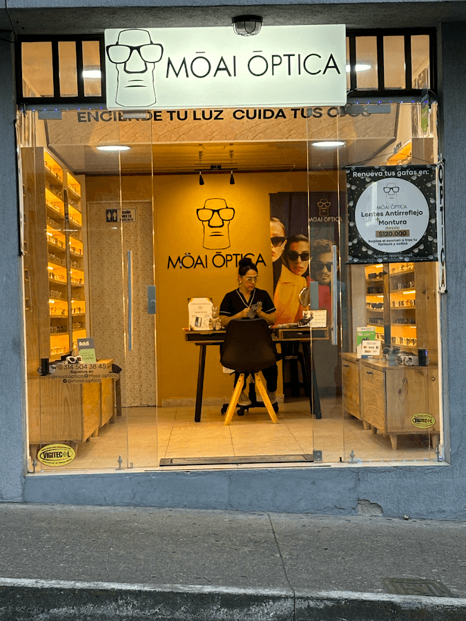 Moai Optica