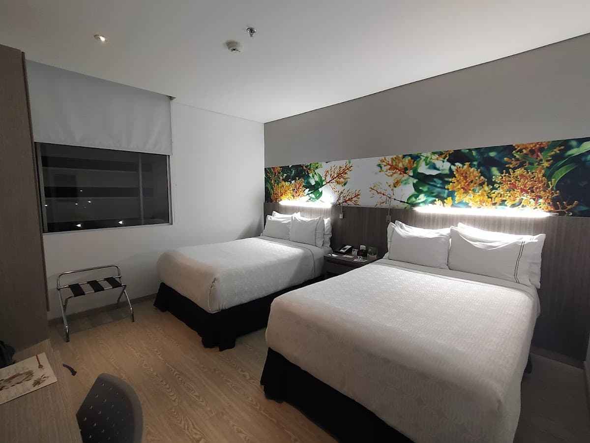 HOTEL SEVILLA NEIVA , habitaciones cómodas , amplias con desayuno americano incluido, recepción 24 horas — foto