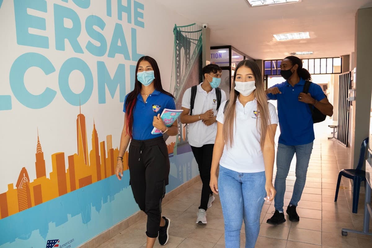 Centro Colombo Americano de Cartagena | Aprende inglés de verdad — foto