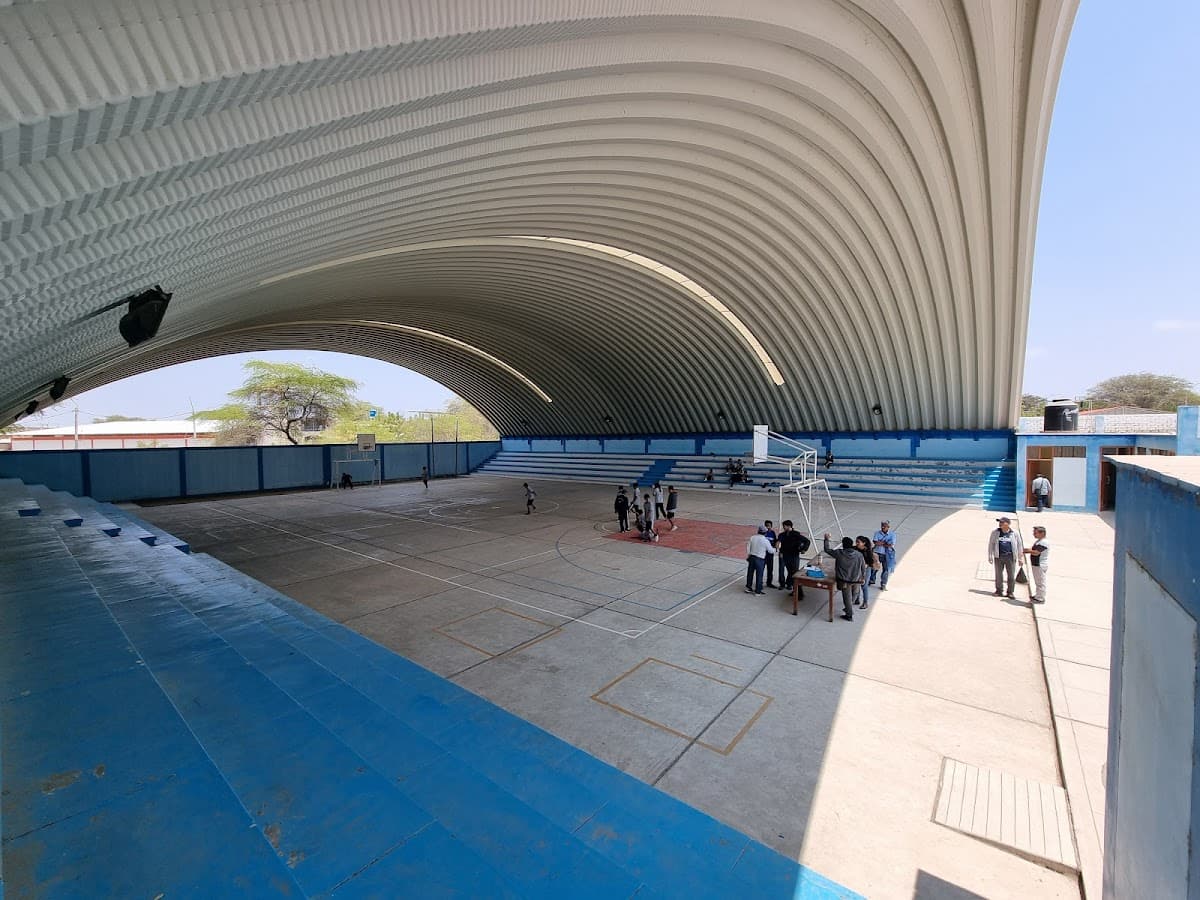 Coliseo los pinos — foto