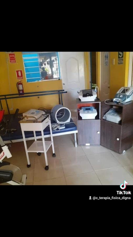 FISIO DIGNA Centro de terapia física y reh. — foto