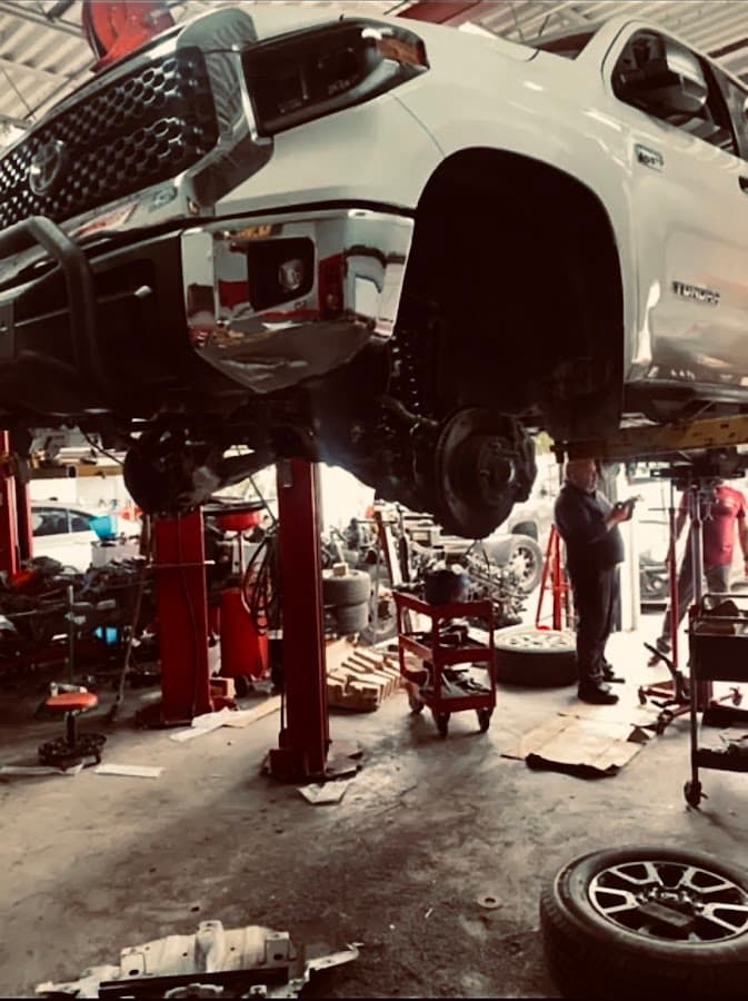 Rincon's Auto Shop — foto
