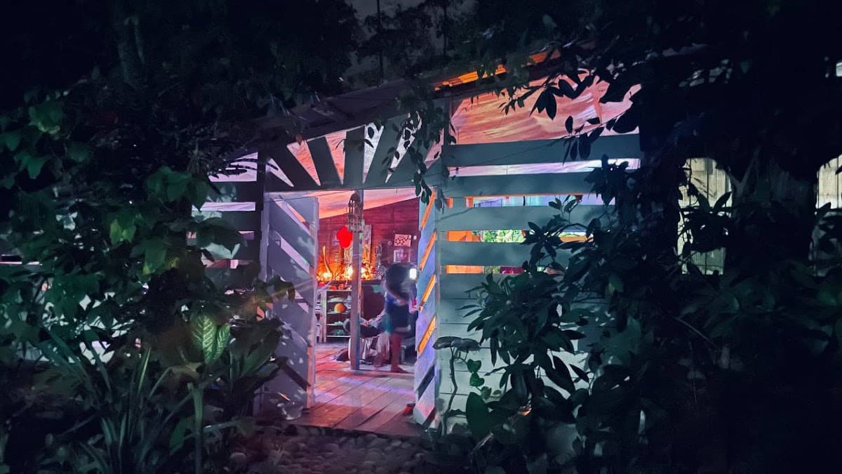 Hostel Aya-Ni
