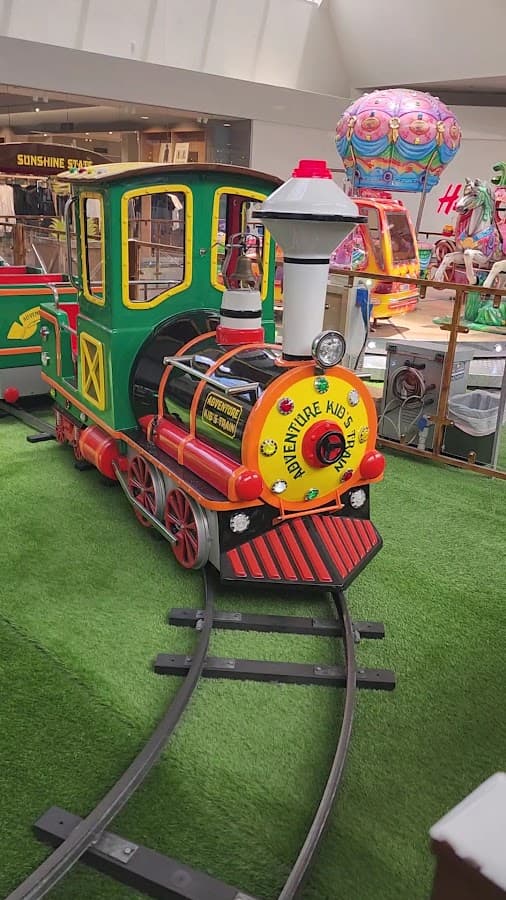 Adventure Kids USA at Miami International Mall — foto