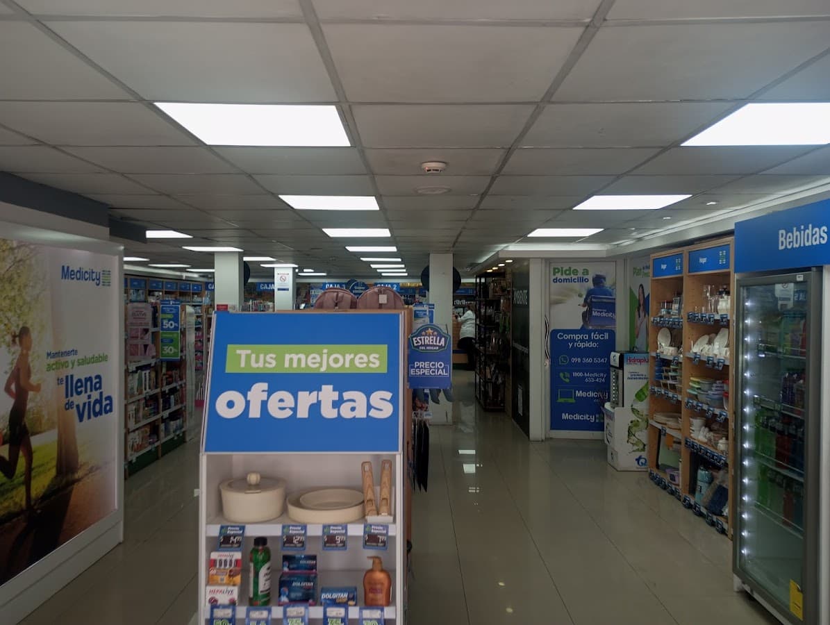 FARMACIAS MEDICITY QUITO PLAZA DE TOROS — foto